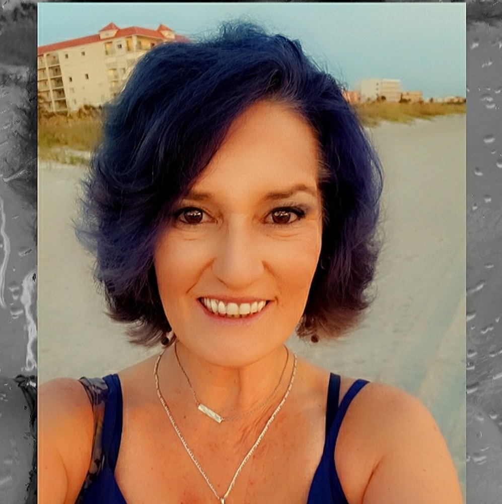 Meet your Posher, Minda
